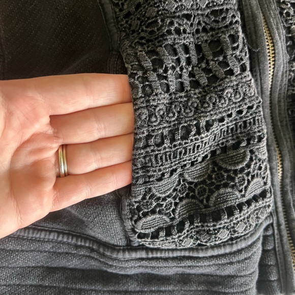 Lucky Brand Black Lace Detail Cardigan - Picture 6 of 8